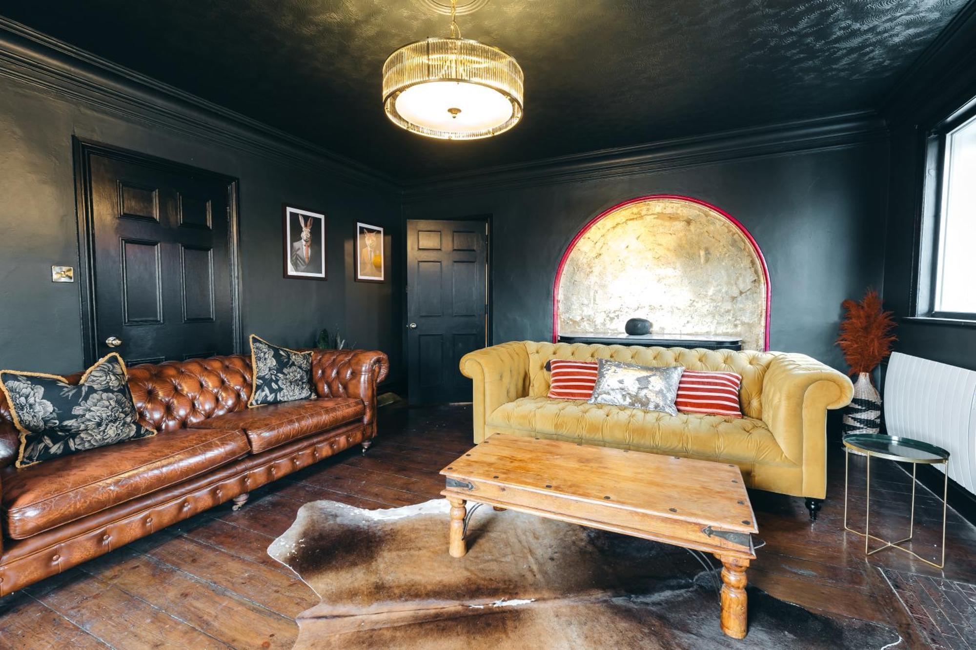 House With A Cinema And Games Room, Sleeps 17 Шрусбері Екстер'єр фото